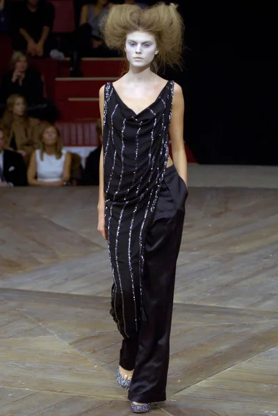 Look 28